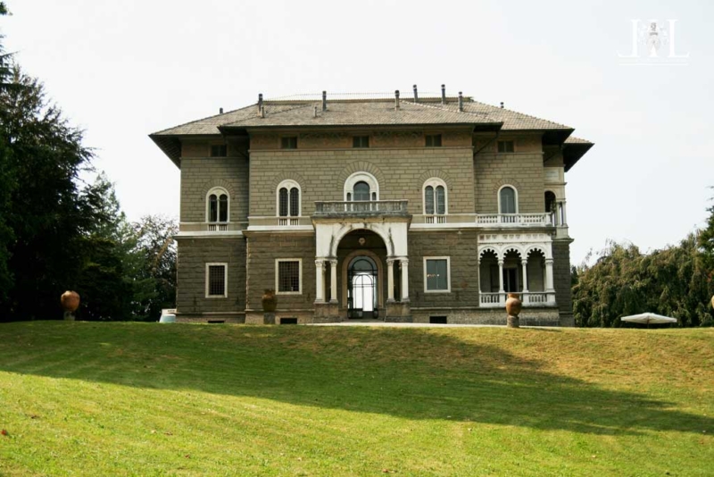 villa_del_bono_front